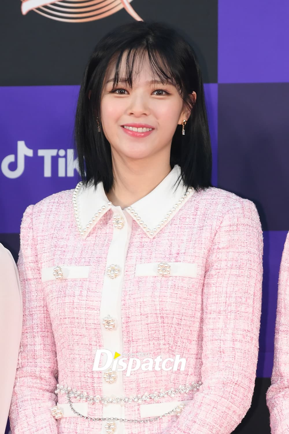 Jeongyeon photo 2