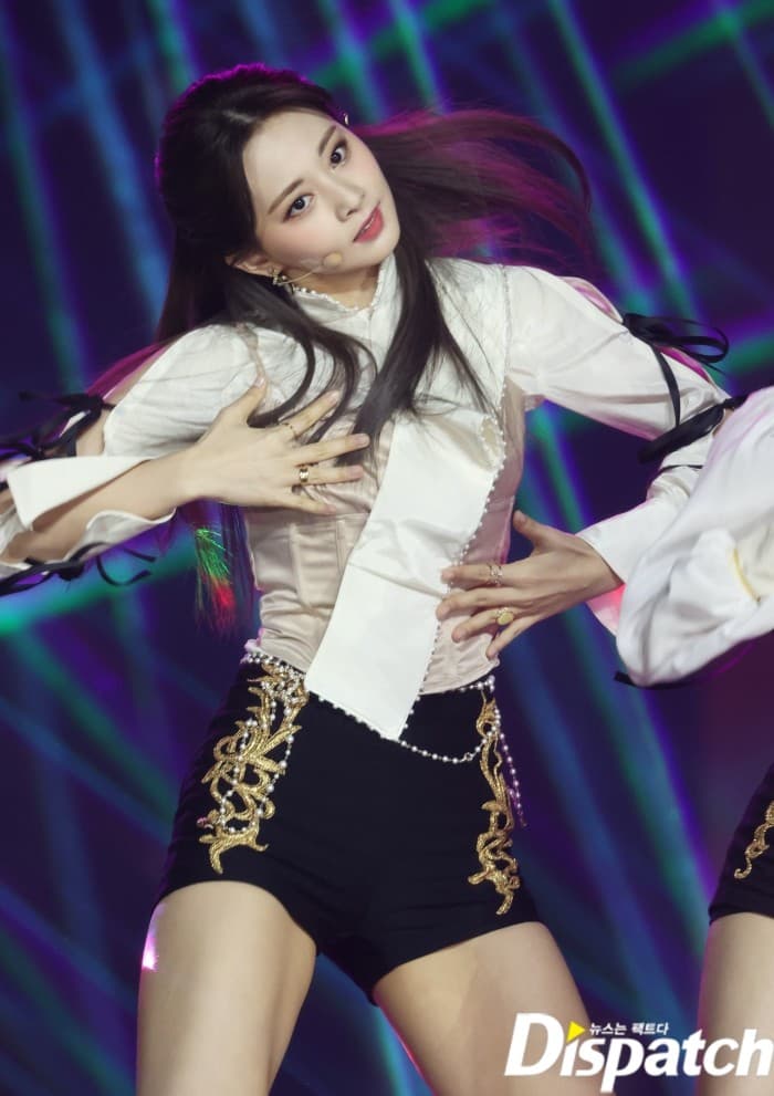 Chaeyoung, Dahyun, Jeongyeon, Jihyo, Mina, Momo, Nayeon, Sana photo 1