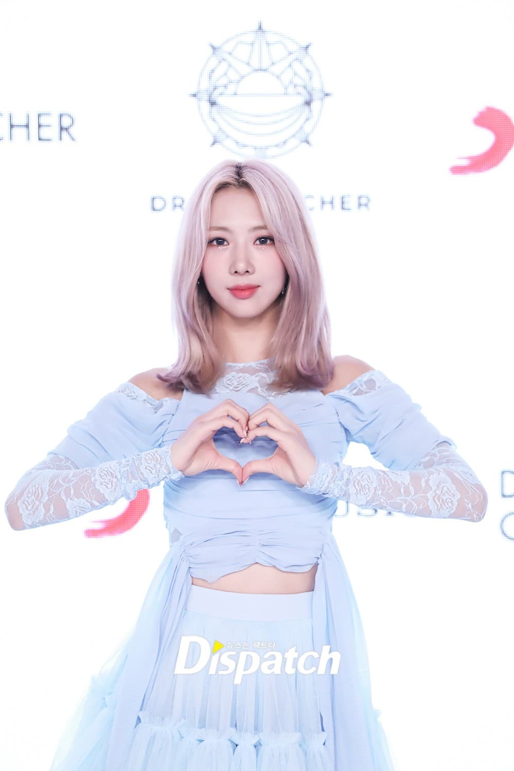Yoohyeon photo 1
