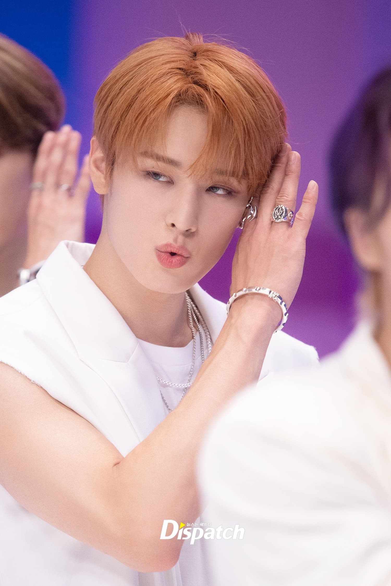 Juyeon photo 1