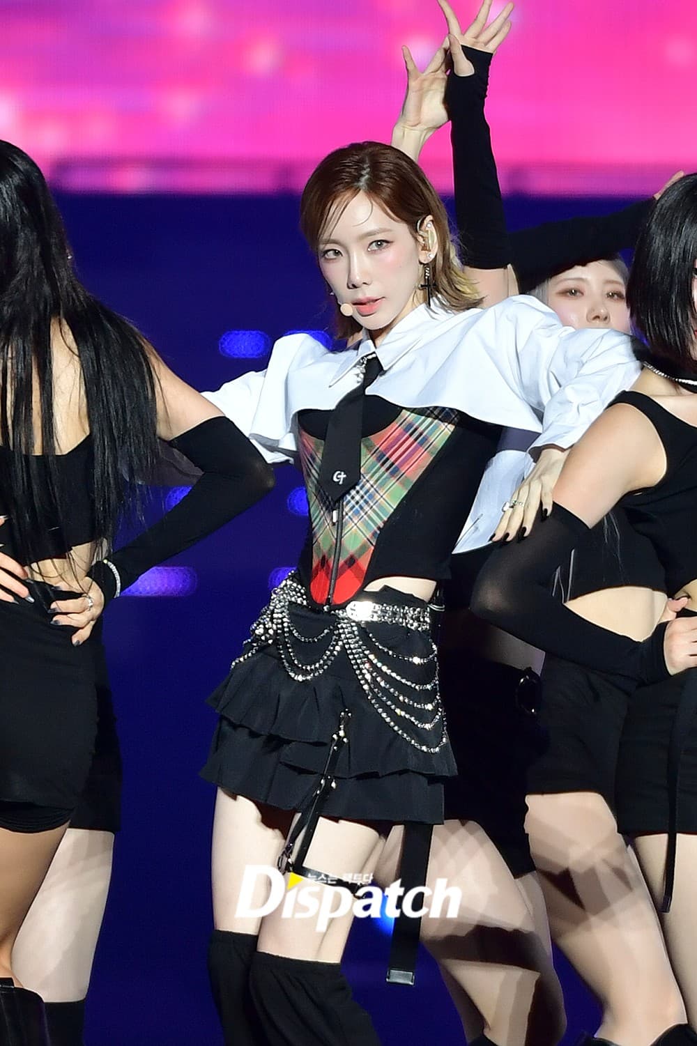 Taeyeon photo 1