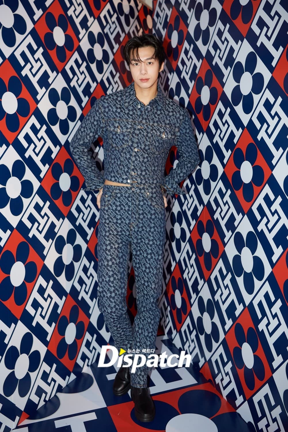 Hyungwon photo 1