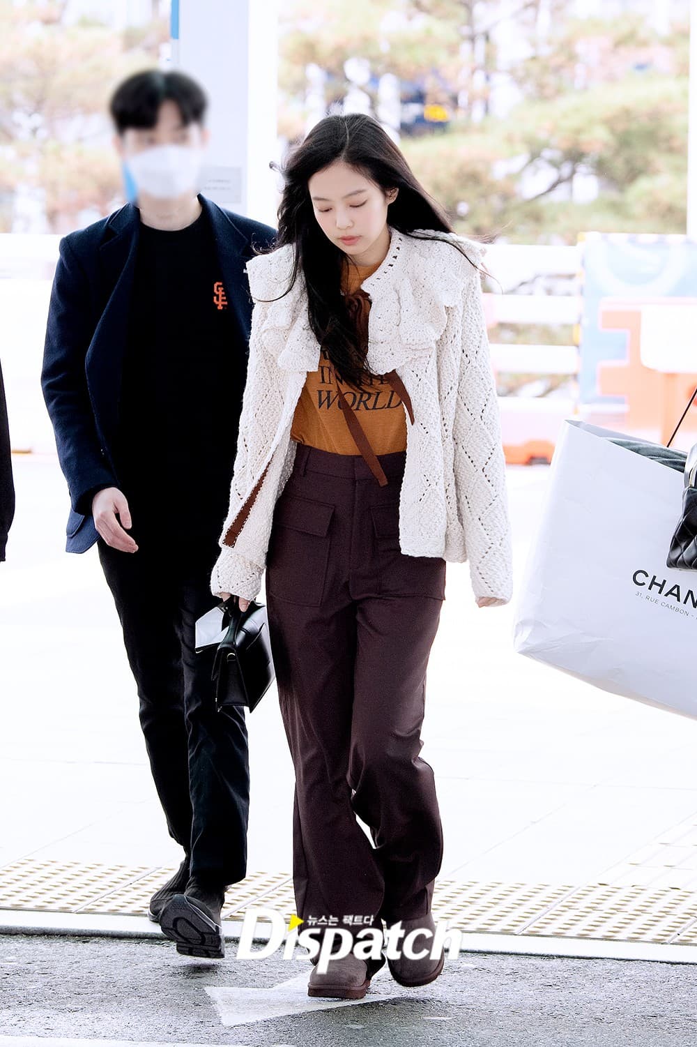 JENNIE