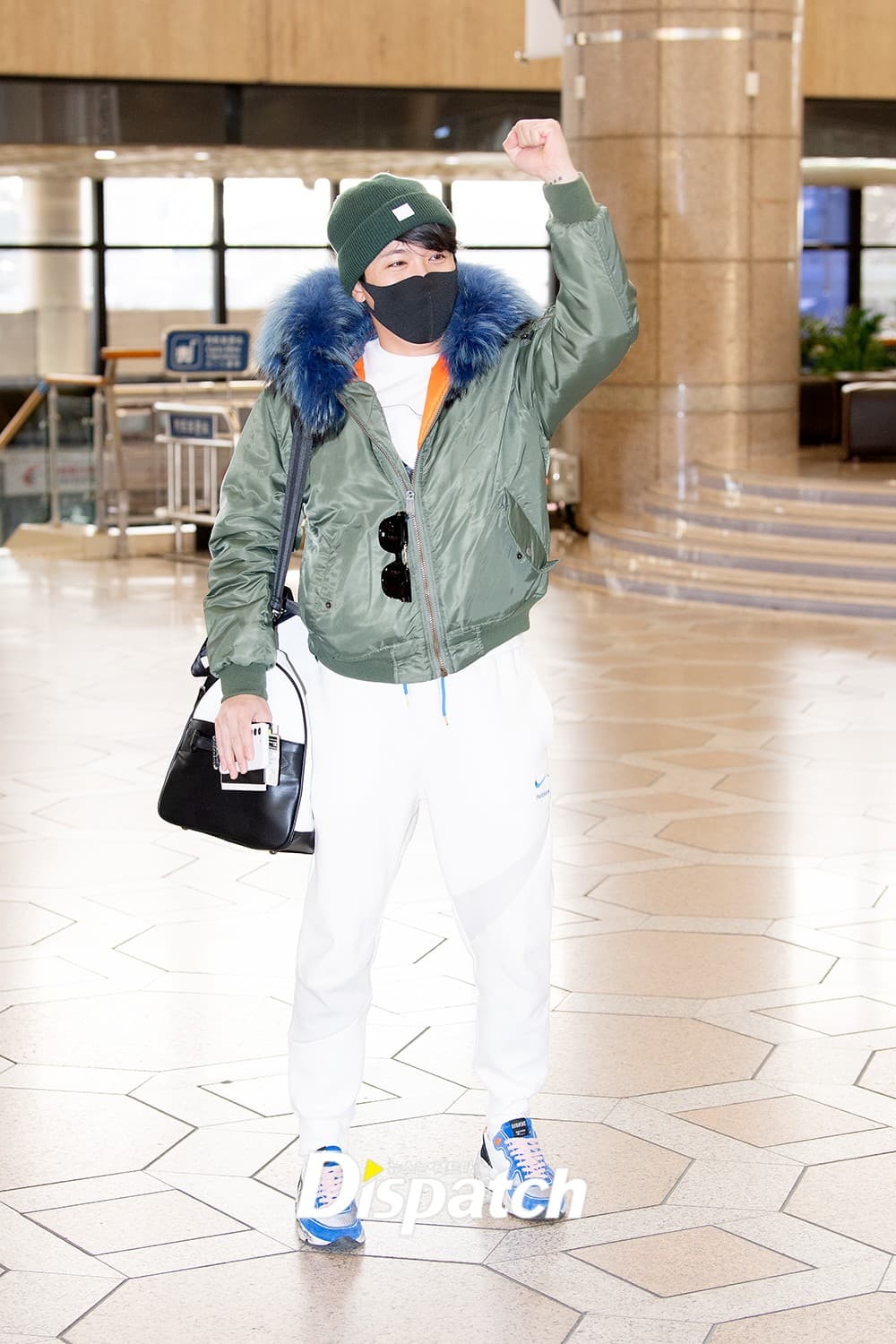 Lee Hong-Gi photo 1