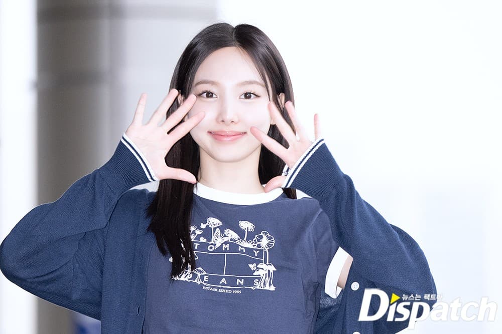 Nayeon photo 3