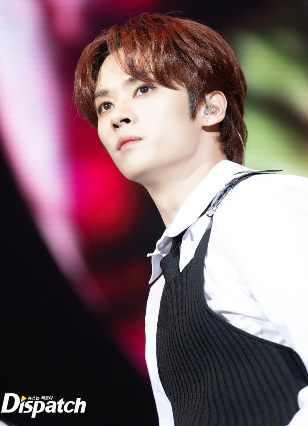 Lee Know photo 2
