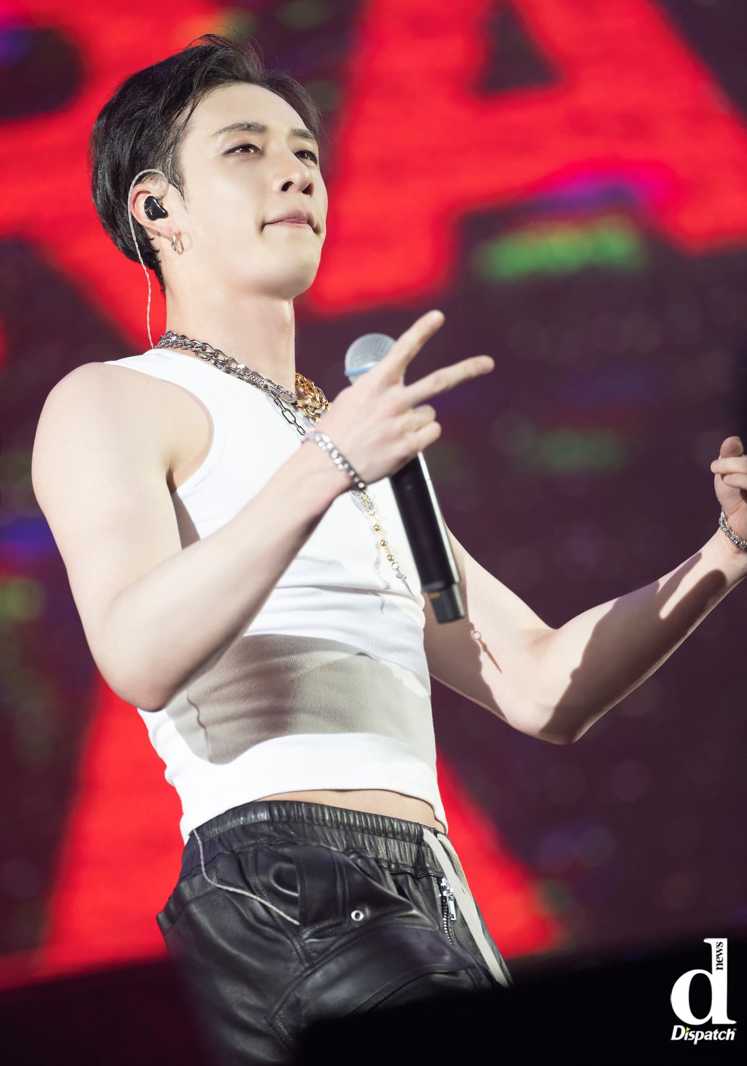 Bang Chan photo 5