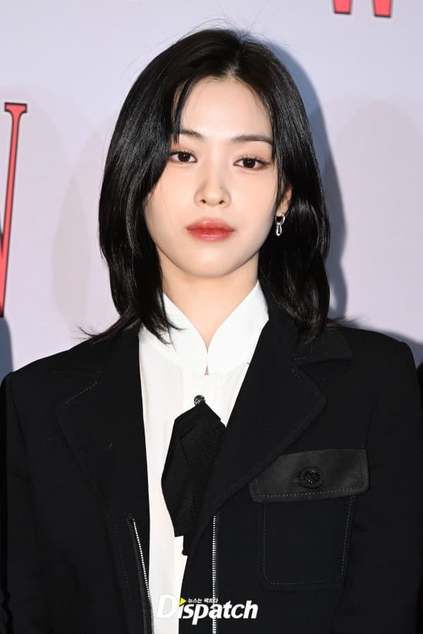 Ryujin, Yeji, Yuna photo 1