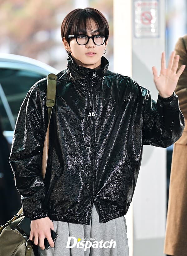 Jungwon photo 4