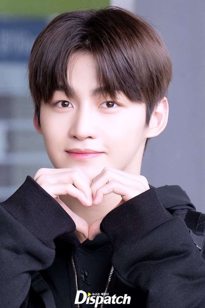 Jihoon photo 1