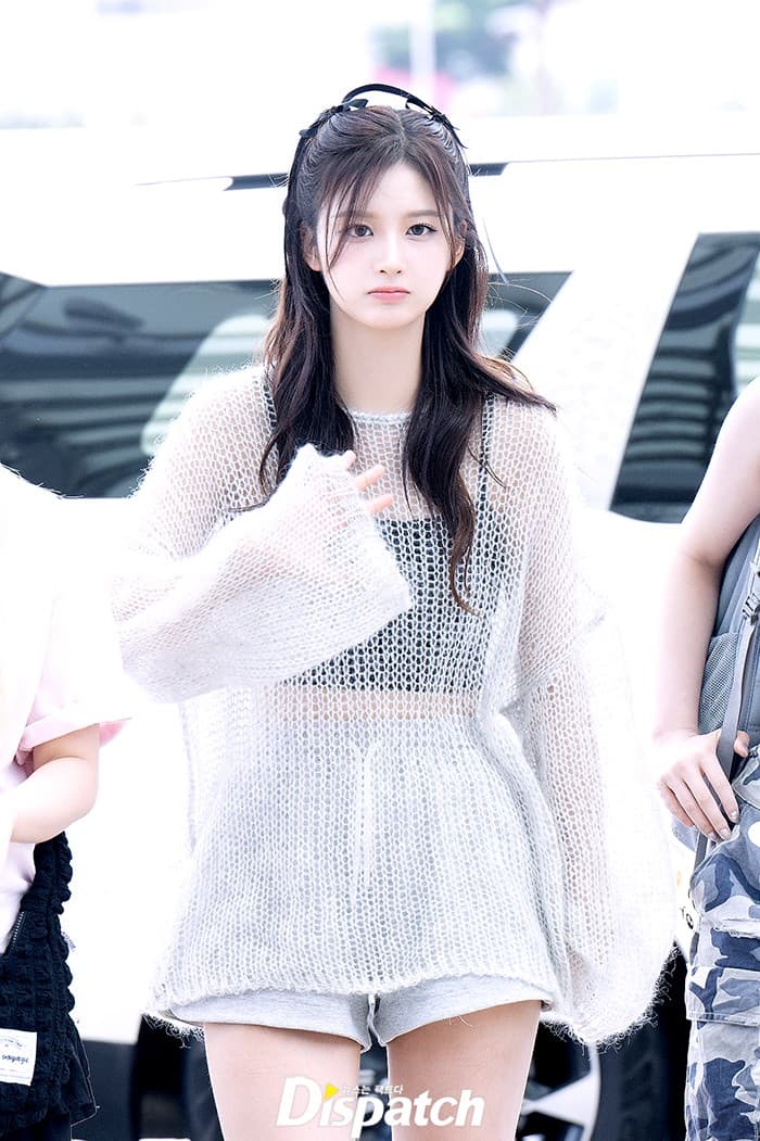 Sullyoon photo 1