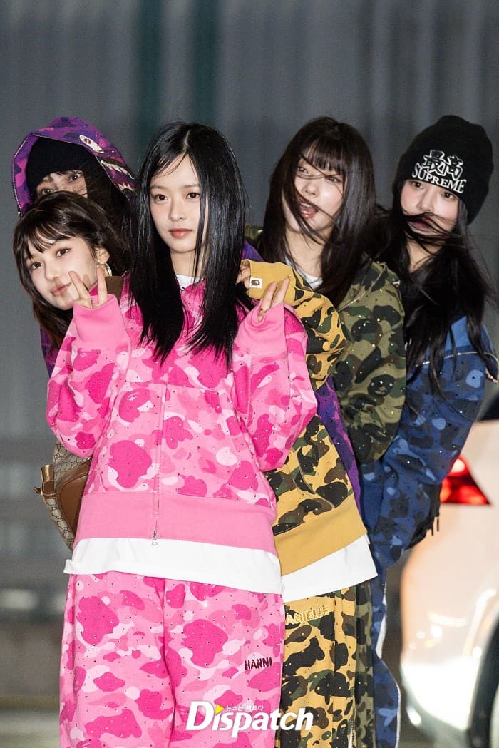 Danielle, Haerin, Hanni, Hyein, Minji photo 1