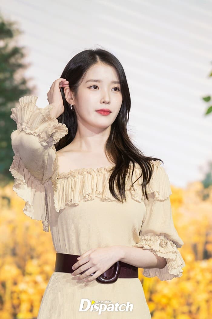 IU photo 1